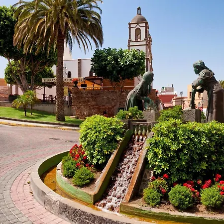Parralito By Villagrancanaria