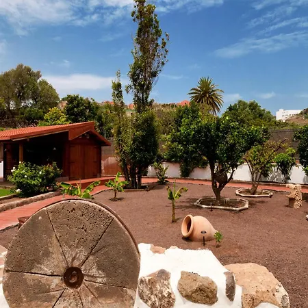 Parralito By Villagrancanaria Ingenio